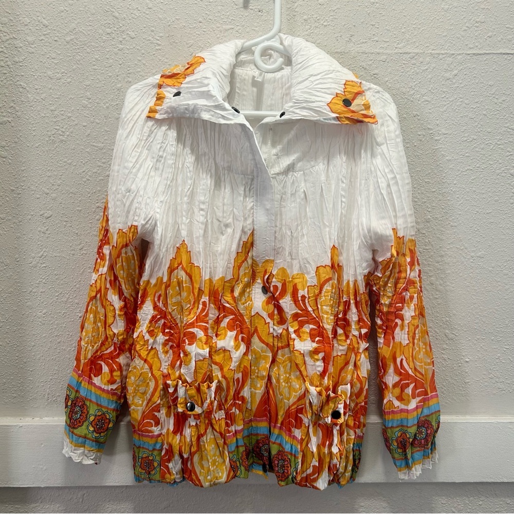 Lindi White and Multi Color Pattern Crinkle Drawstring Waist Jacket Medium